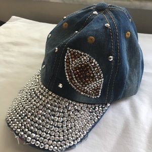 Fashion ball cap